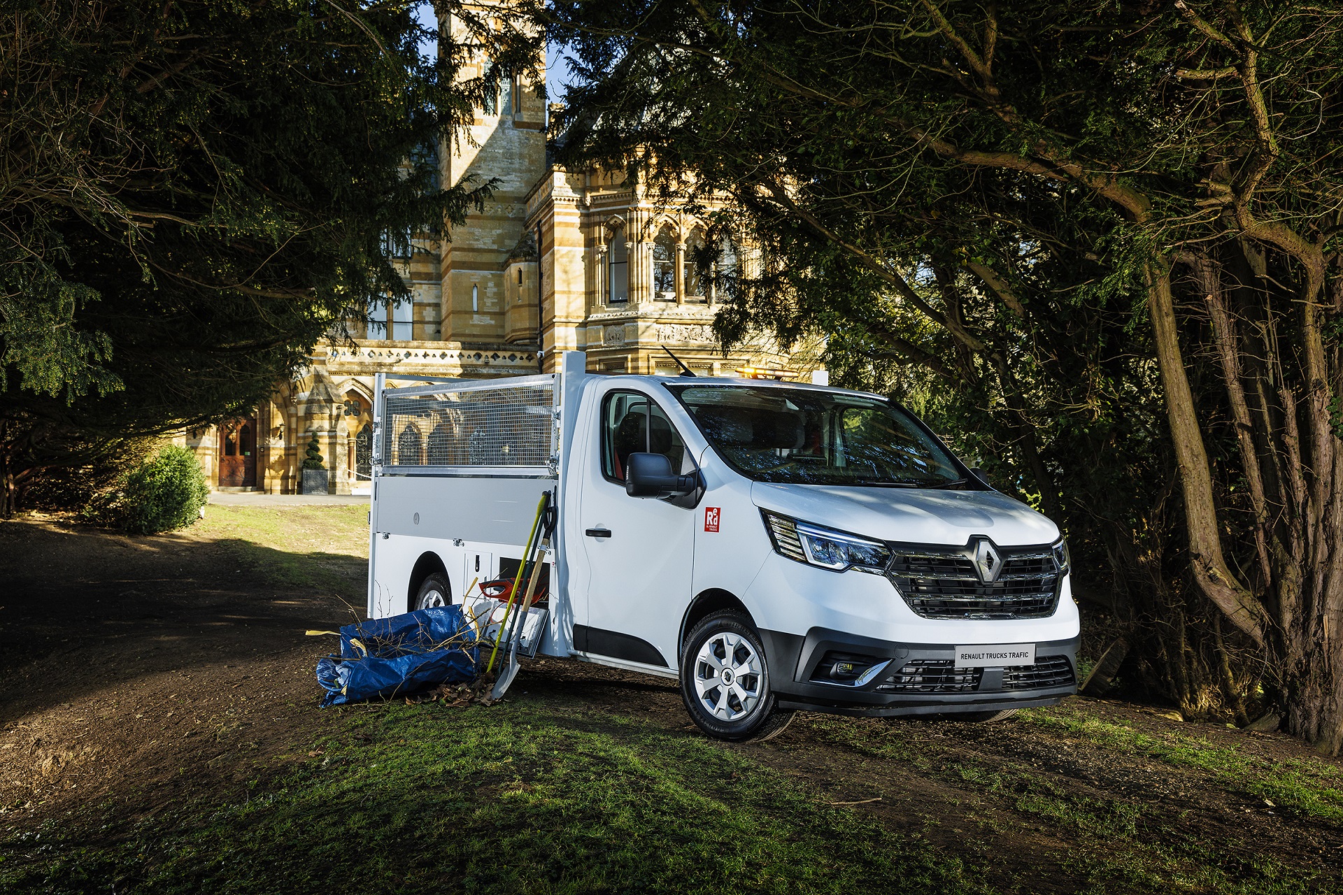 Specs for all Renault Master 3 Phase 2 versions