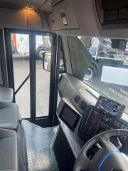 eRCV bus door2