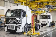 1328836_renault-trucks-e-tech-factory-bourg-en-bresse-2