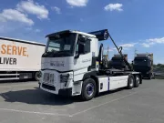 1474451_renault-trucks-e-tech-c-6x2-with-boughtons-hookloader