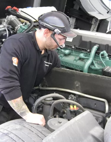 Renault Trucks AR Headsets for Techs