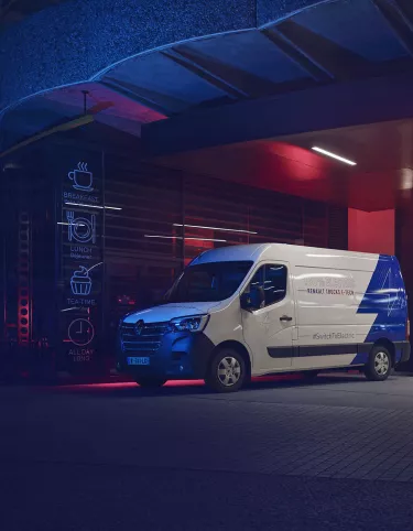 Renault master hotsell electric price